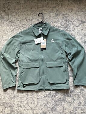 Nike ACG Smith Summit Loose Fit Jacket in green UPF 40 Repel UV Unisex Men’s XS